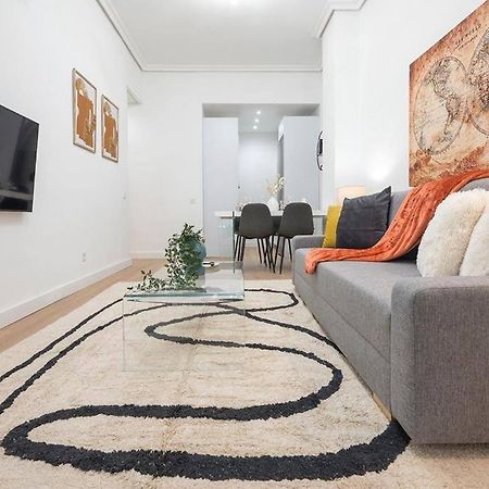 Ferienwohnung Apartamento De Lujo En Gran Via Madrid Exterior foto